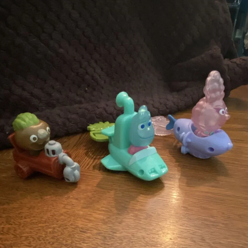 MCDONALDS Premiums Lot of 3 Plastic ELEMENTAL Toys Snail Dolphin Log Cart